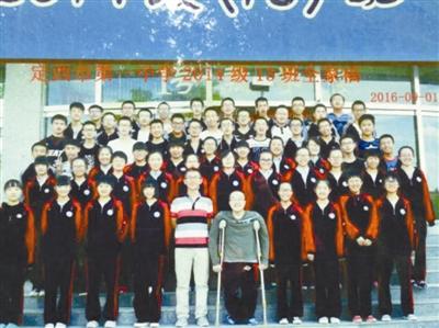 致信清华前考生魏祥的12年:母亲每天往返学校3趟