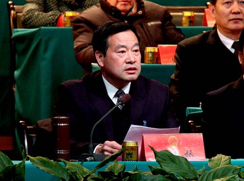 湖北省政协副主席被免职。他曾自称“新闻界资深人士”，“每天都在夜里学习”。