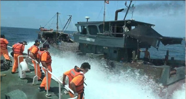 台湾再查扣一艘大陆渔船 押返8名船员称严惩重罚