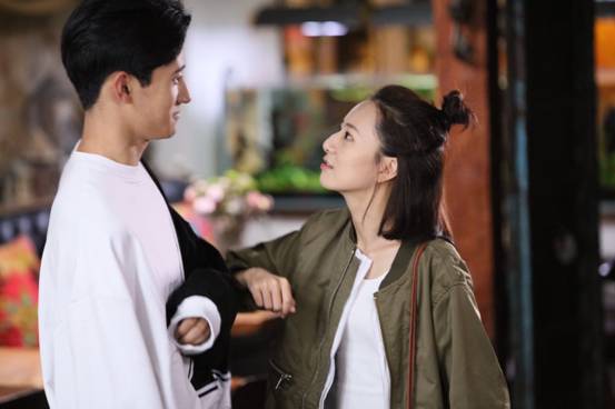 《恋爱的充分不必要条件》开机 高颜值中二病