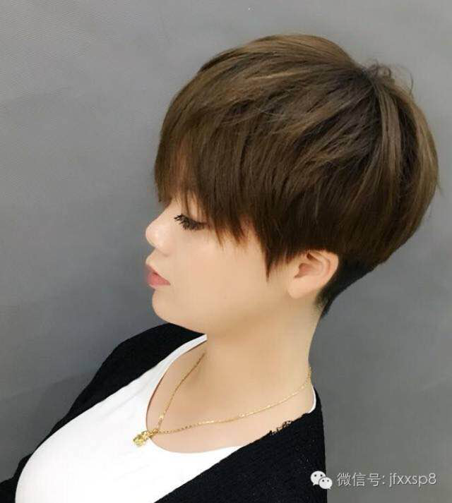 娱乐圈知名造型师阿军