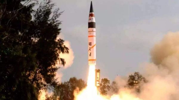 印媒：烈火-5导弹可携带一吨弹头 精度世界最准
