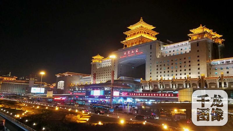 北京西站地区管委会多措并举应对返程高峰