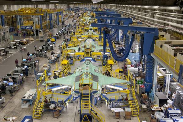 洛马回应F-35质量缺陷指责：生产速度提高过快