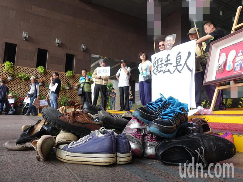 柯文哲拆除"台独"帐篷后遭威胁