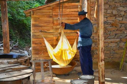 七峰山“1元爱心餐车”清明假期将温暖现身