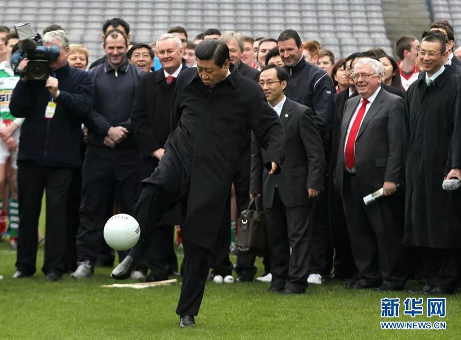 日本前首相：假如习主席能访日，安倍你该学踢足球了