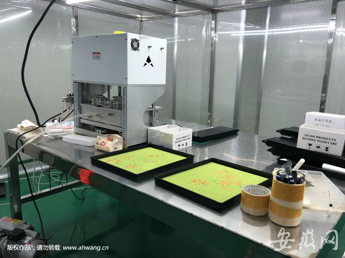 合肥捣毁一假冒知名品牌手机配件窝点 涉案超