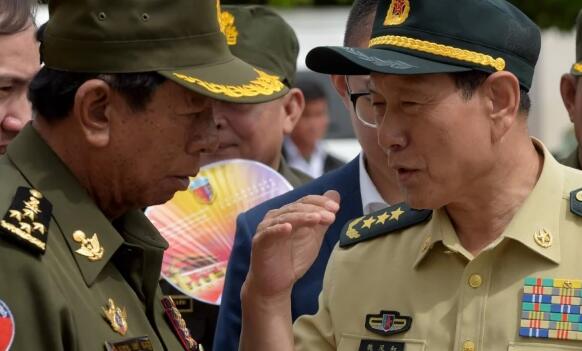 港媒：中国对柬埔寨进行长期战略投资 军援1亿