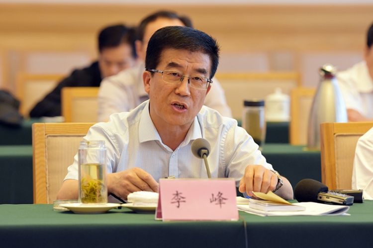 推荐:枣庄市市长李峰:拿出"百米冲刺"的劲头抓科技创新