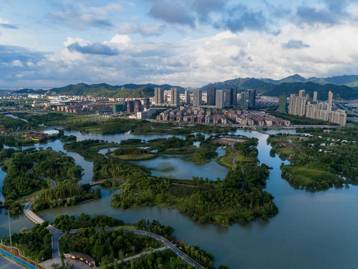 九龙湖生态湿地公园