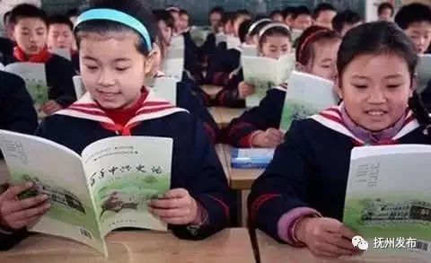 2019经济工作总结_...开2018年度经济工作总结表彰暨2019年经济工作安排大会 -滑县人民...(2)