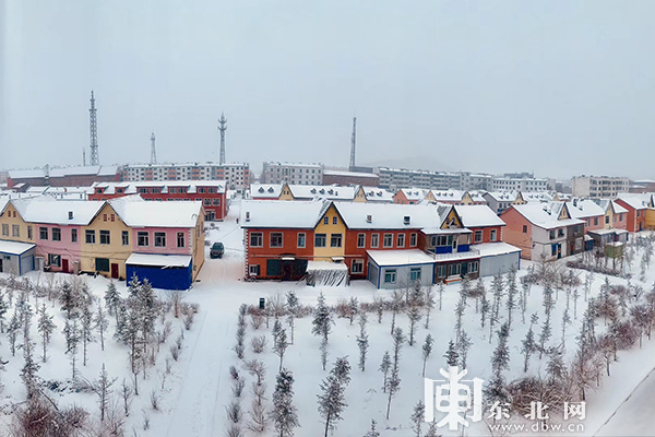 白色浪漫!春雪燃情中国爱情小镇