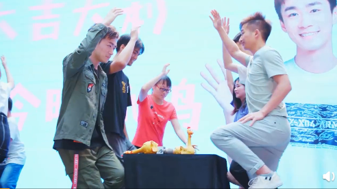主播不求人走偶像路线？粉丝：看看我们眼中的他