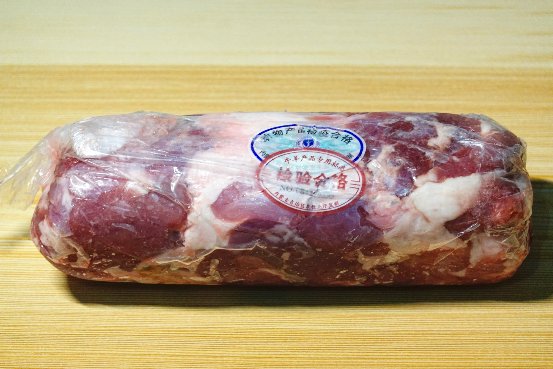 品质保证的新鲜羊肉卷 11040aa7140ca5f_w553_h369.jpg