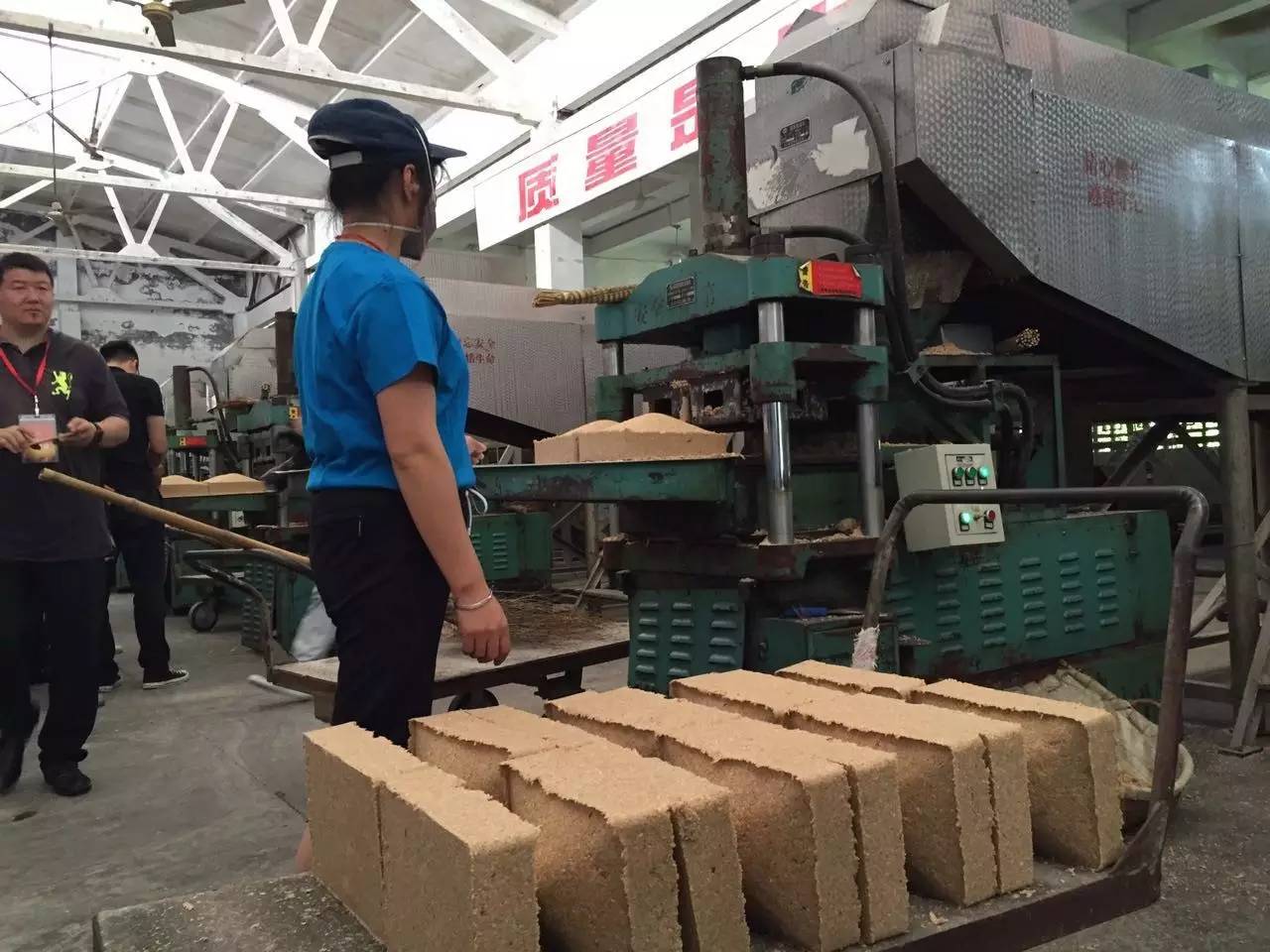 ������̸��ƣ���ͳ�ֹ��ͻ�е����˭������ҵδ����