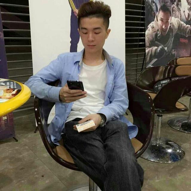 每个LOL主播都有自己风格 卖肉型最受鄙视?_