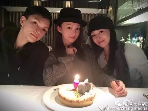 她被亲妈指控吸毒,当红时遭雪藏,如今… (组图)