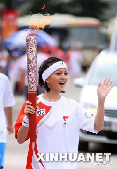 她被亲妈指控吸毒,当红时遭雪藏,如今… (组图)