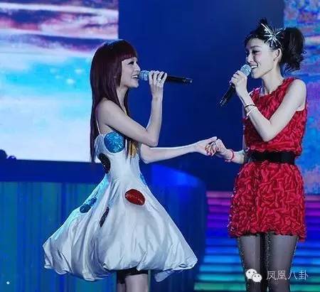 她被亲妈指控吸毒,当红时遭雪藏,如今… (组图)