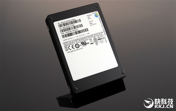 史上最大容量！三星PM1633a 5.36TB SSD开卖：6.8万元
