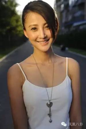 从张歆艺的下巴褶皱说起，女明星的下巴到底藏了什么秘密？