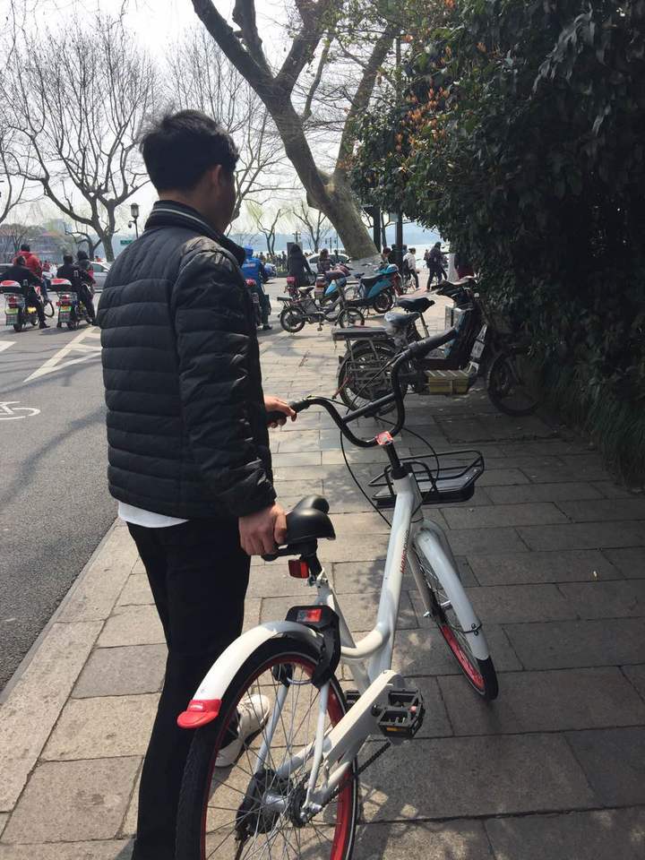 杭州共享单车管理办法征求意见 每80辆配1名运维