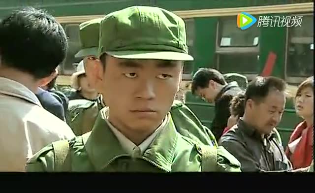 《士兵突击》片段：王宝强遭流氓暴打