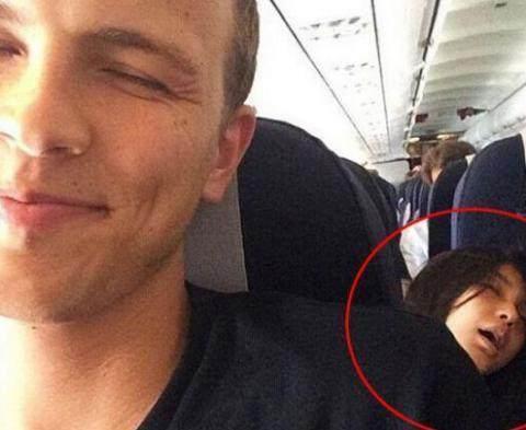 baby素颜在飞机上入眠 睡相竟是这样的 (多图)