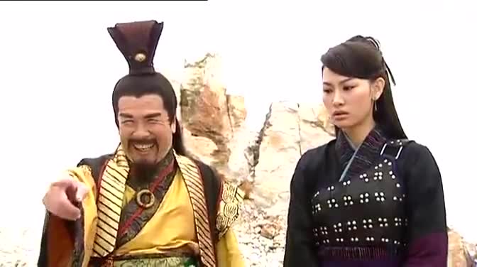 《孔雀翎》麻峰的剑应声而出,应声而回,差点把释小龙