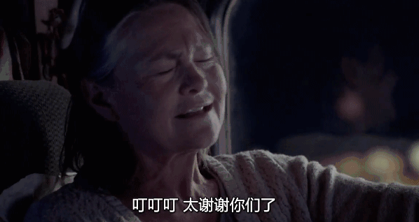 交了学费之后,她开始感到压力,就这么敲锣打鼓地学起车来,万一通不过