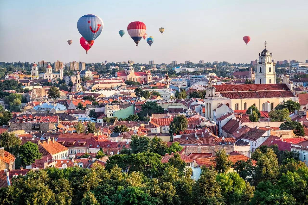 立陶宛：东欧最大古城的巴洛克风情