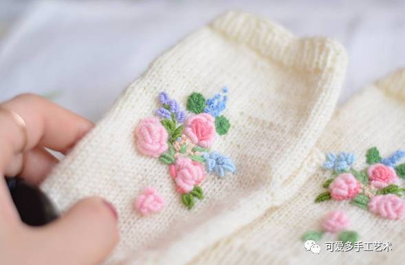 不用花钱买绣线，几根毛线就能绣出多彩的花样，简直好用到逆天!(附教程)
