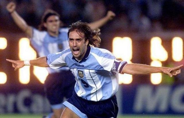 阿根廷战神,连续两届世界杯上演帽子戏法,刚过