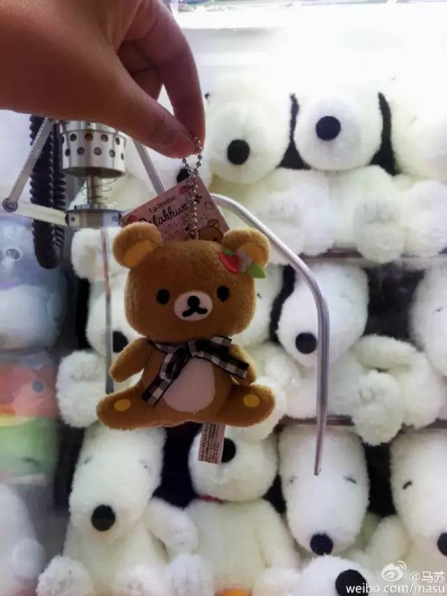 原来娱乐圈有这么多夹娃娃高手！可他们的姿势…