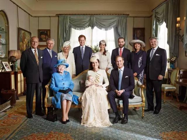 英女王登基65周年:为什么英国人这么支持王室