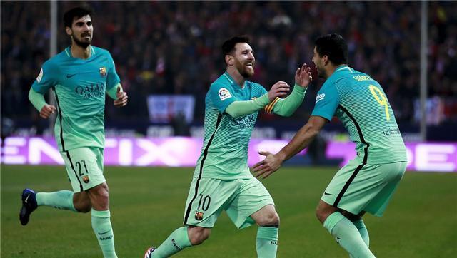 梅西31球碾压C罗,重炮世界波、惊世任意球,谁