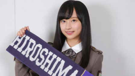 日本16岁偶像靓妹钟爱足球 考取裁判证书喜欢