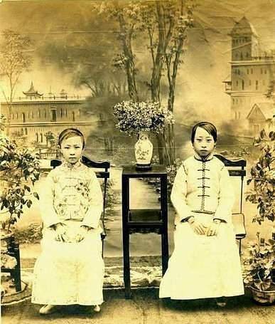 清代女人三寸金莲最真实照片，连小女孩也要缠足_凤凰网