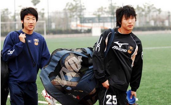 国足昔日抗韩英雄中甲迎新生 联赛首战破门王