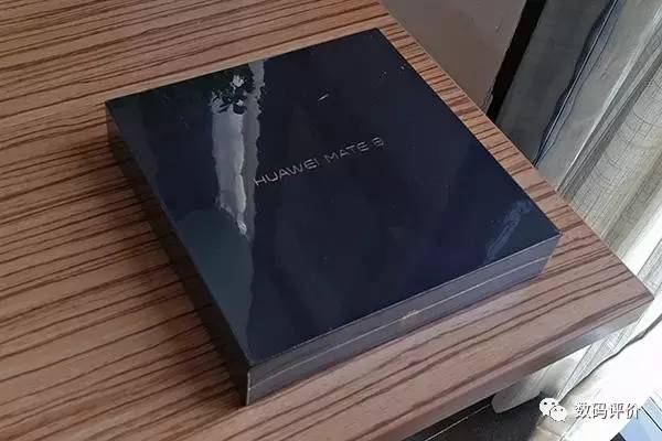 已经过气却抢先用上新系统 华为这款老手机最