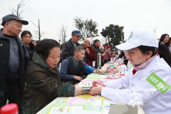 重庆流动人口_流动人口婚育证明图片