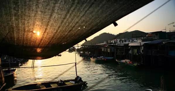 大澳渔村实拍:摇摇欲坠的棚屋 香港最后的水上