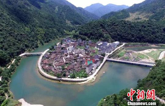 丽水最美河道毛��溪。 供图 丽水最美河道毛��溪。 供图
