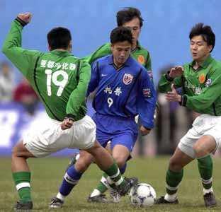 两大偶像国脚曾联手踏平工体 却因假球入狱今