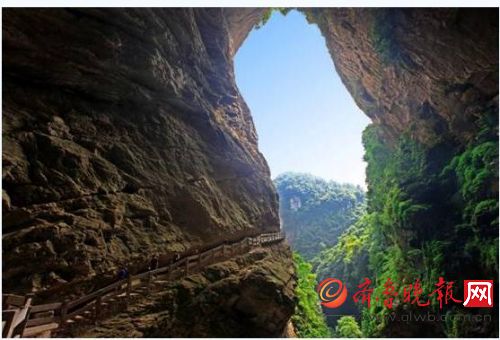 惊险刺激 武隆招募冒险者探索未知神秘洞穴