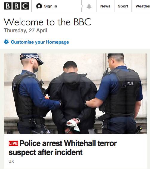 伦敦又现恐袭危机！警方唐宁街附近拘捕藏刀满背包男子!