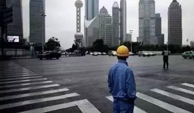 中国最大买房群体发生巨变！一二线城市危险了？