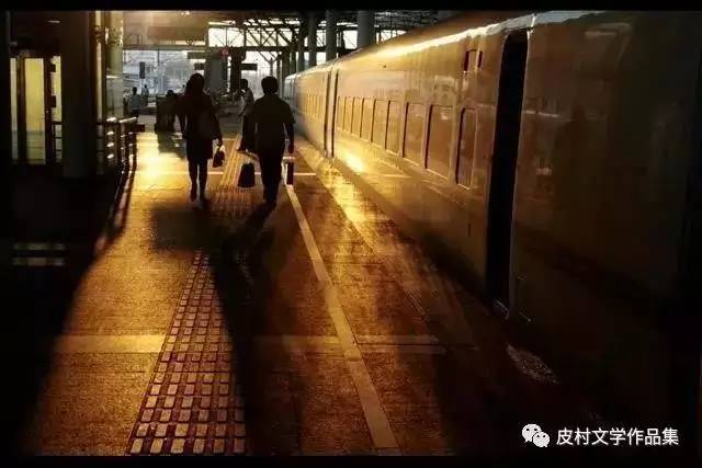 晚上有雨的诗句 E2599544C28B7A3367918BAAA331DFF9ACD39BA6_size34_w640_h427.jpeg