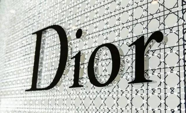 LV与Dior合并，奢侈品行业要变天了！